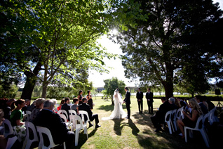 Mikaela & Mathews Wedding at Sault Restaurant Daylesford (4)