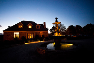 Mikaela & Mathews Wedding at Sault Restaurant Daylesford (6)